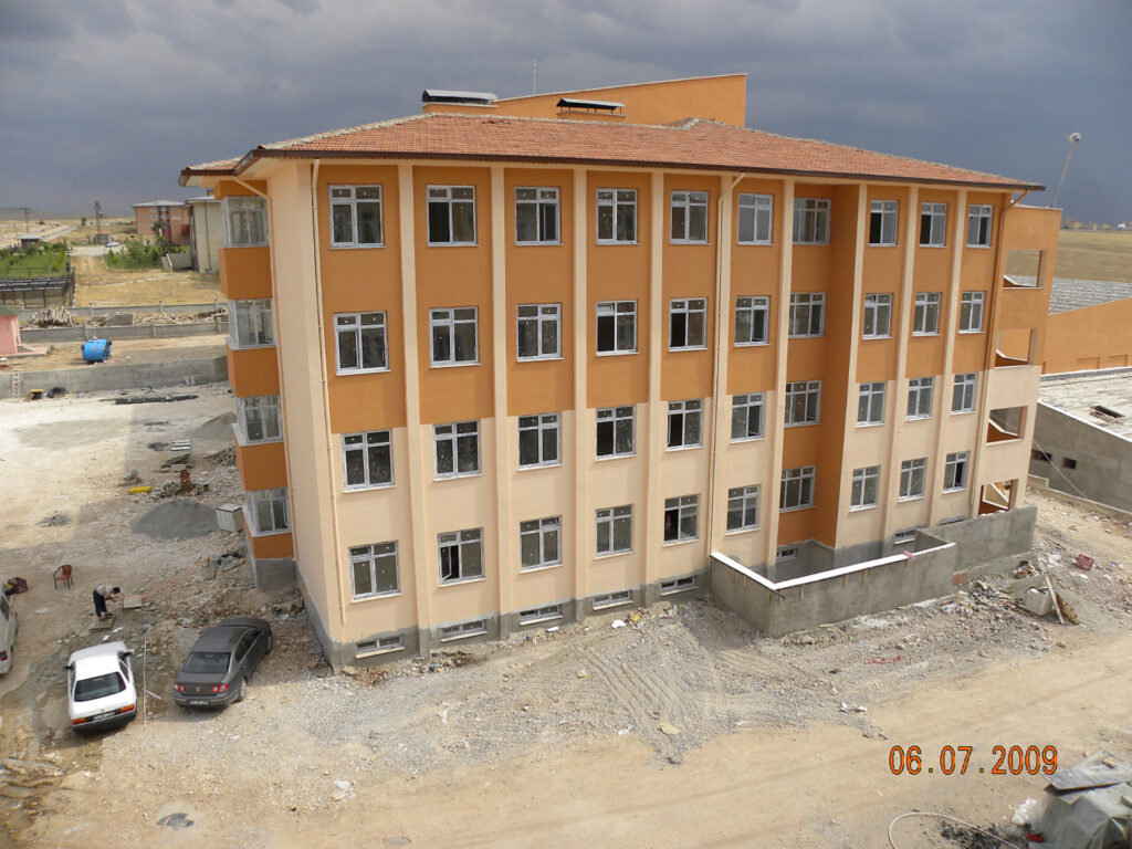 ANADOLU ÖĞRETMEN LİSESİ