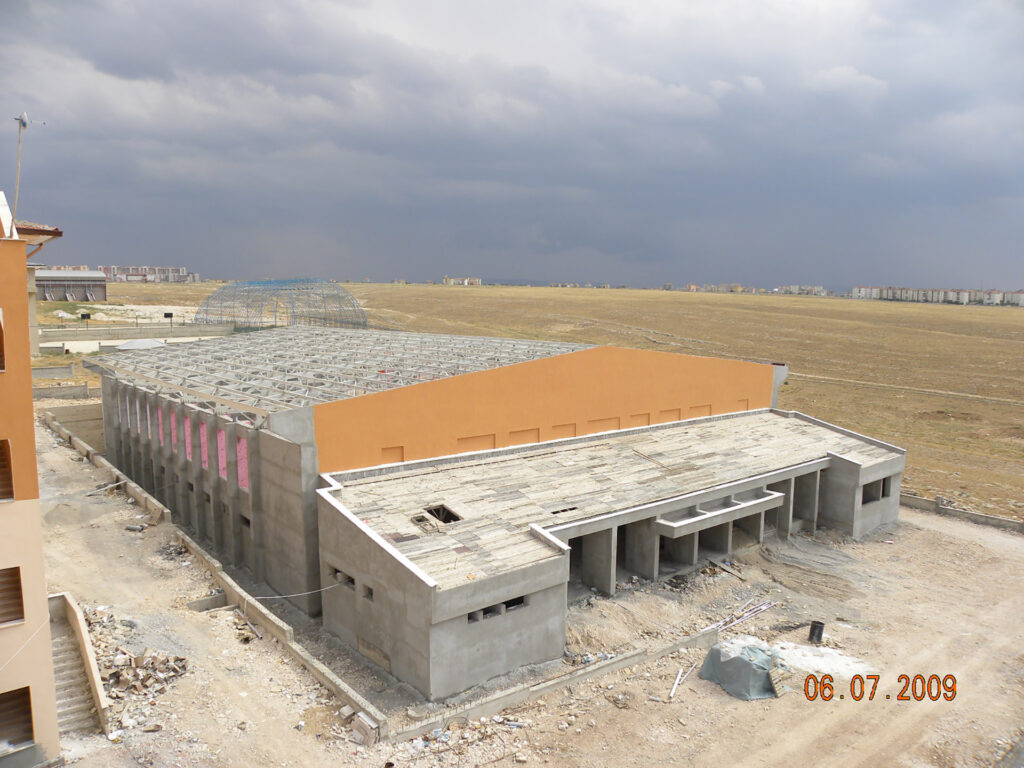 ANADOLU ÖĞRETMEN LİSESİ